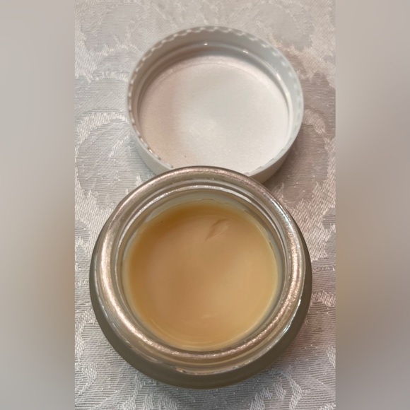 Pineapple Lip Mask - Hydrating Overnight Lip Treatment - Picture 7 of 9